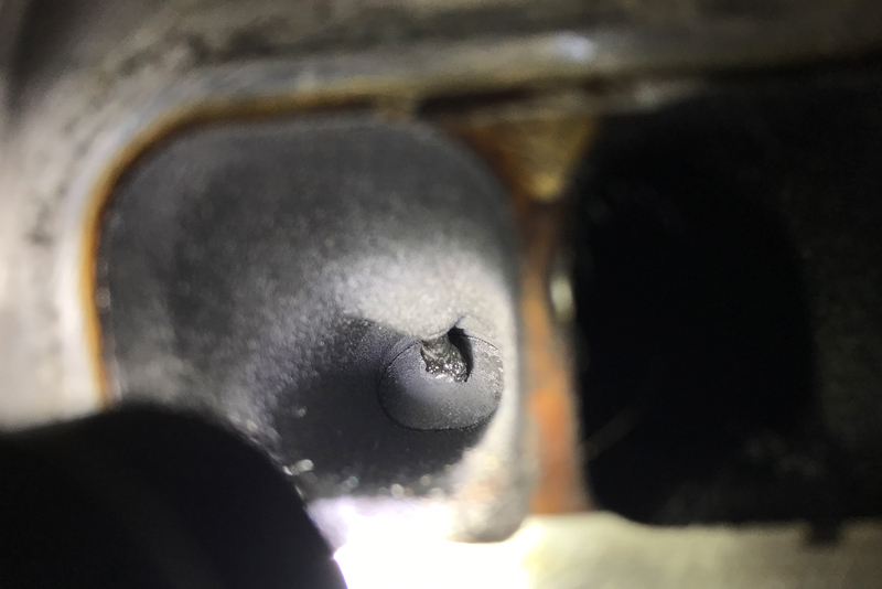 Dirty intake valves as a result of a poor oil catch can