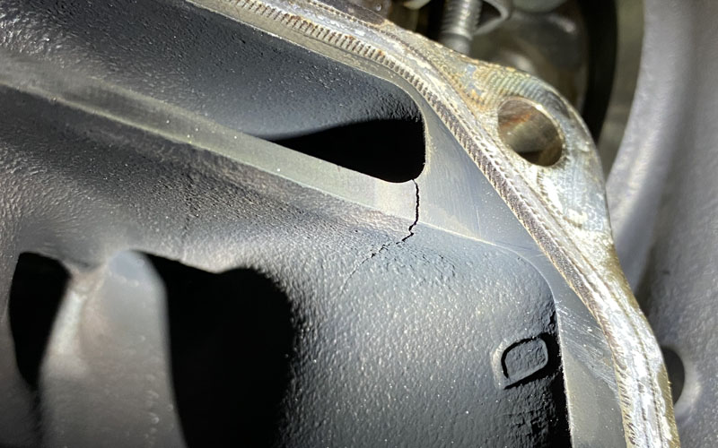 OEM Mazda 3 Turbo housing crack for inlet pipe