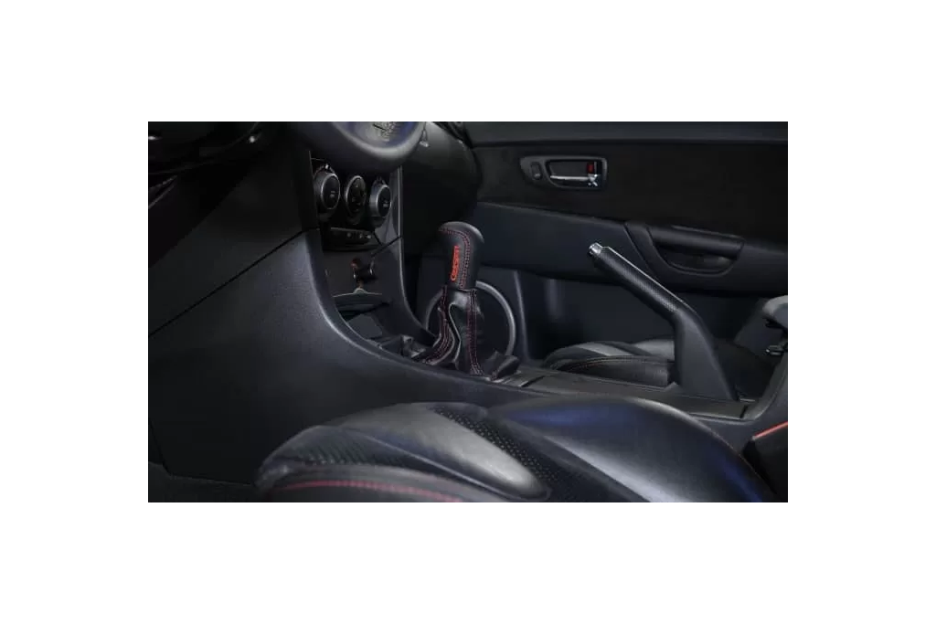 To increase the smoothness of your shifting experience, our leather shift knob is weighted at 320 grams.