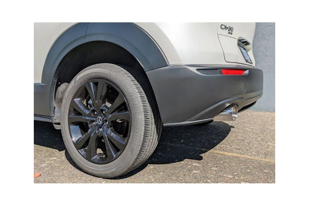 Slant cut tips on a Mazda CX-30