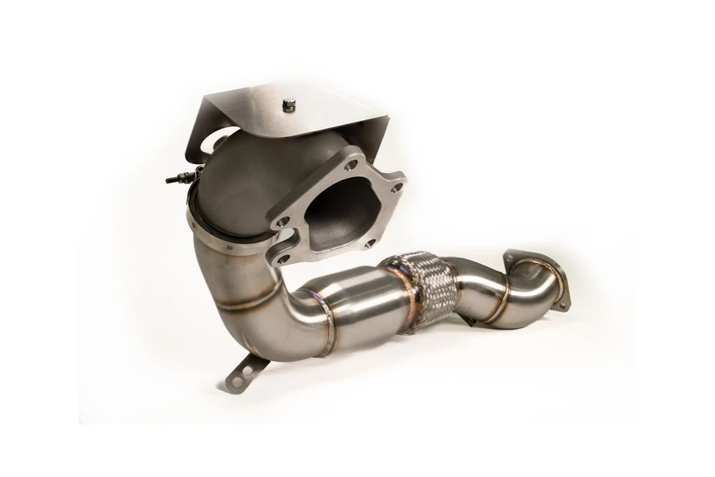 Cast 304 stainless steel bellmouth offers a smooth transition from turbo to piping.