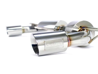 Fully polished 90mm tips fill out the bumper cutouts for a sportier look.