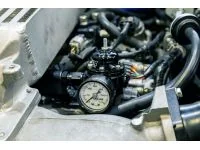 Return style fuel system increases fuel pressure with boost pressure to maintain a consistent fuel supply.