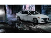 Rear spring silencers ensure a quiet ride.